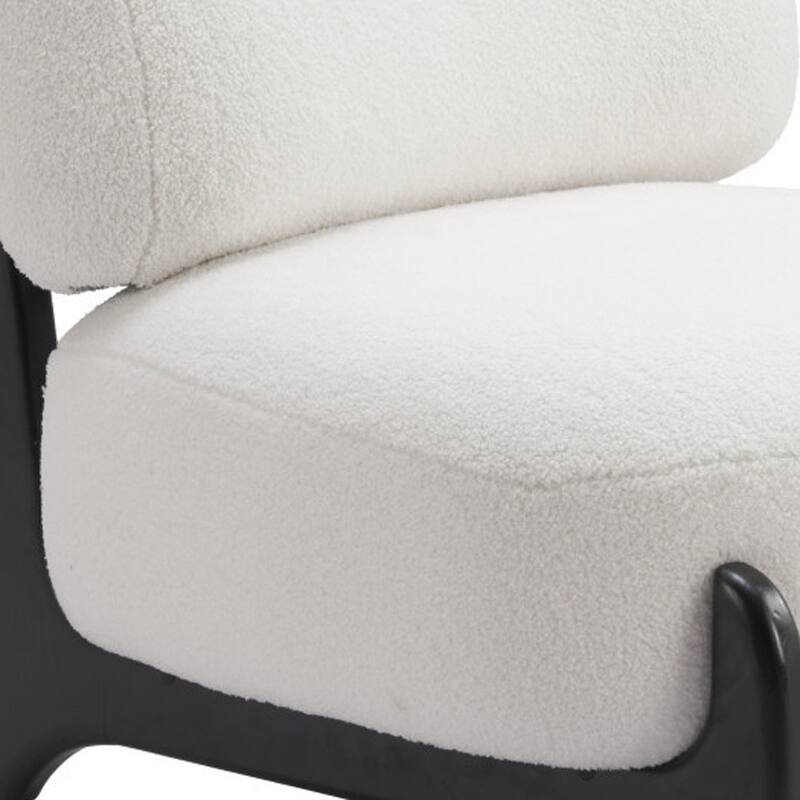 HomeRoots 30" White And Black Sherpa And Upholstered Side Chair - 30' X '27.6' X '31