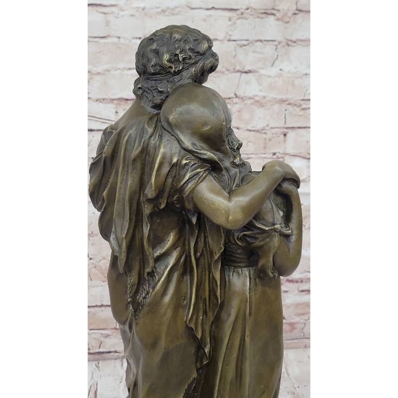Romantic Classical Lovers Bronze Sculpture Of Young Man And Woman Embracing