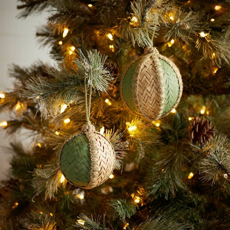 Woven Bamboo Christmas Ball Ornaments - 5.25" (133.35mm) - Green and Gold - 4ct