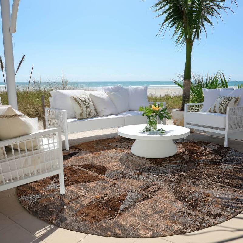 Machine Washable Indoor/ Outdoor Abstract Leaves Chantille Rug