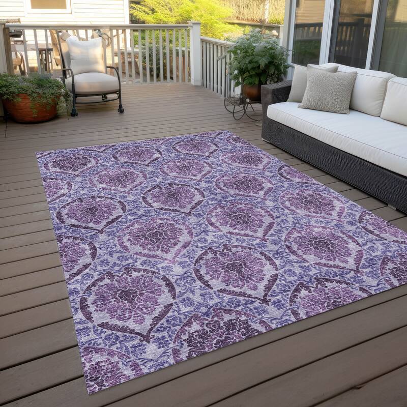 Machine Washable Indoor/ Outdoor Chantille Traditional Damask Rug