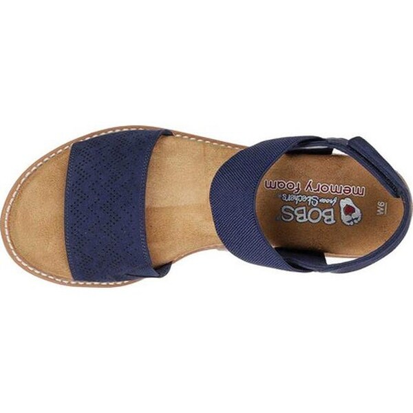 women's bobs desert kiss