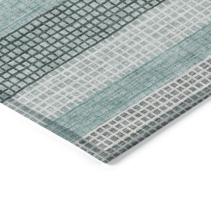 HomeRoots Striped Transitional Rectangle Outdoor Rug