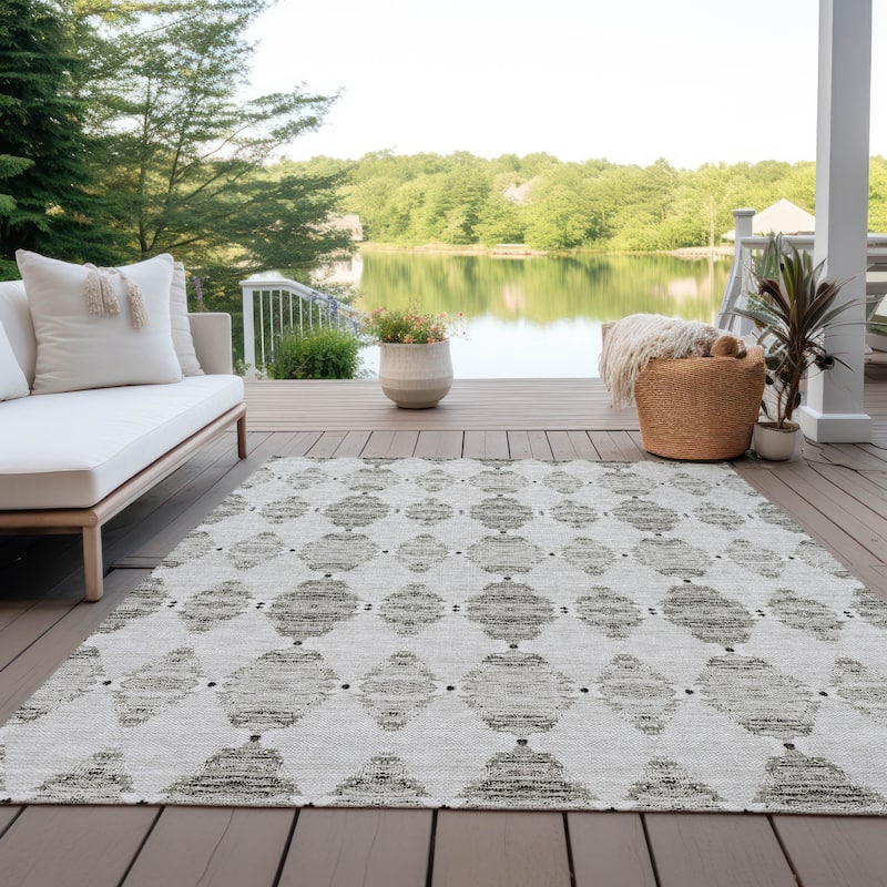 Machine Washable Indoor/ Outdoor Chantille Modern Boho Damask Rug