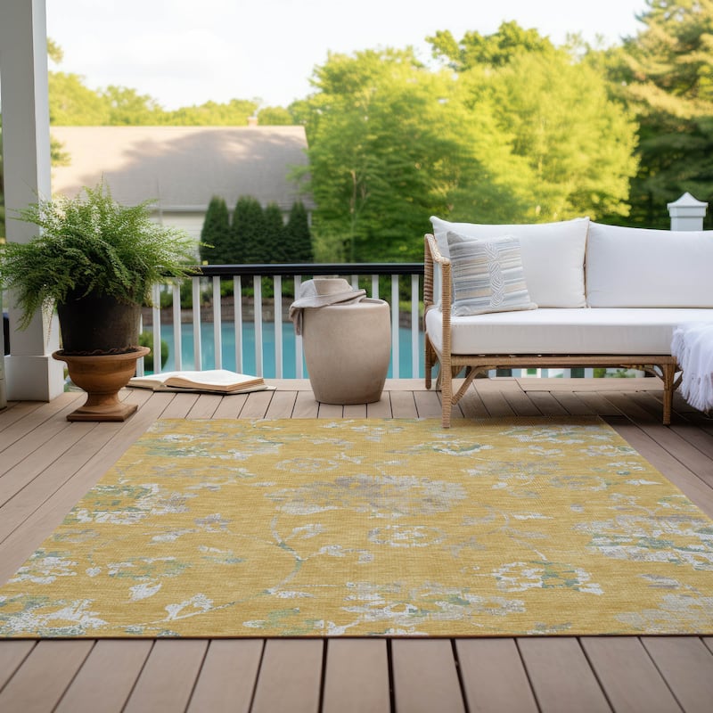 Machine Washable Indoor/ Outdoor Chantille Modern Floral Rug