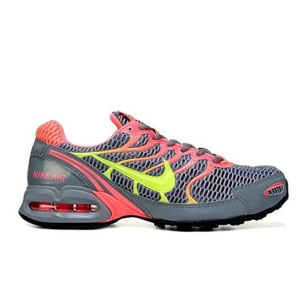 nike women's size 9 shoes
