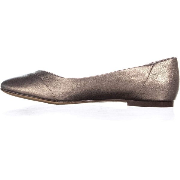 naturalizer women's flats