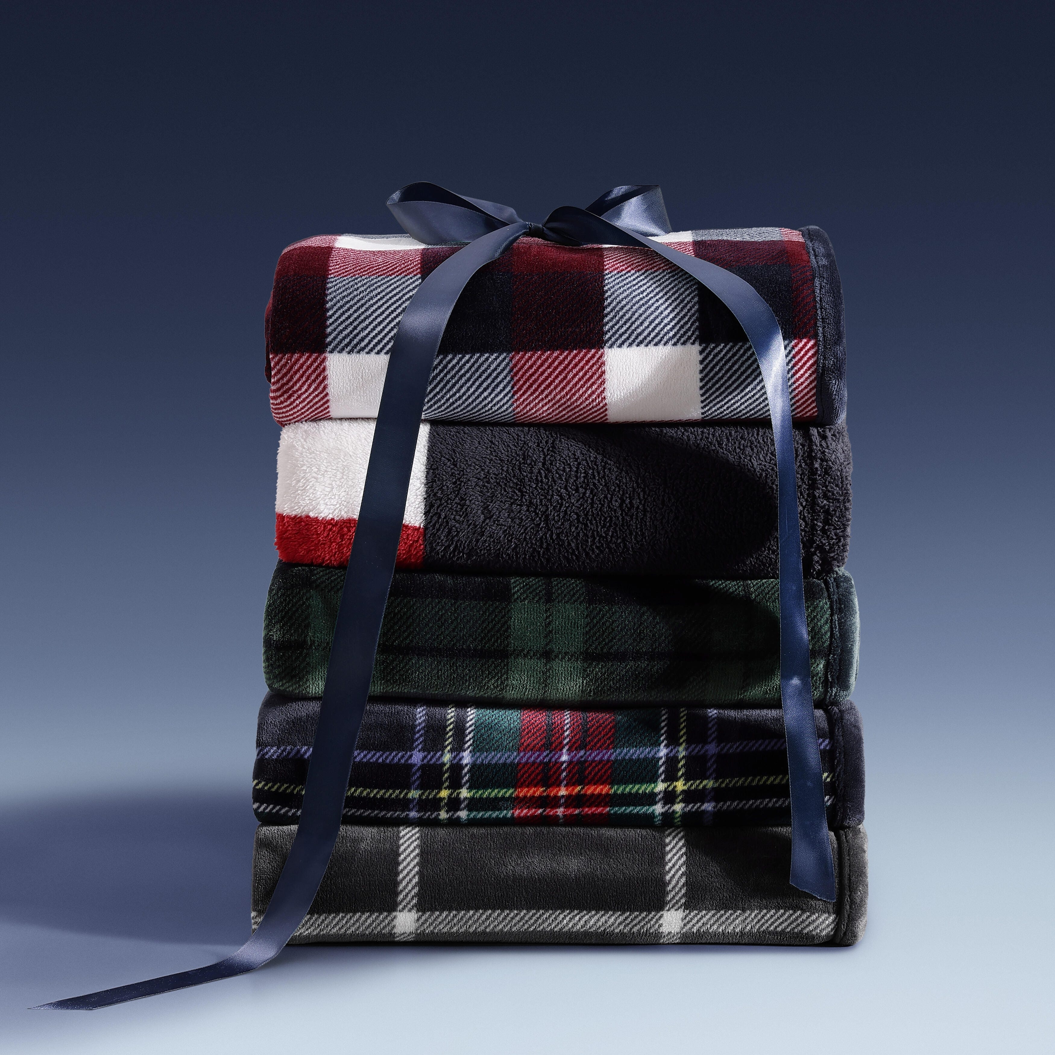 Tommy Hilfiger Iconic Reversible Throw Blanket