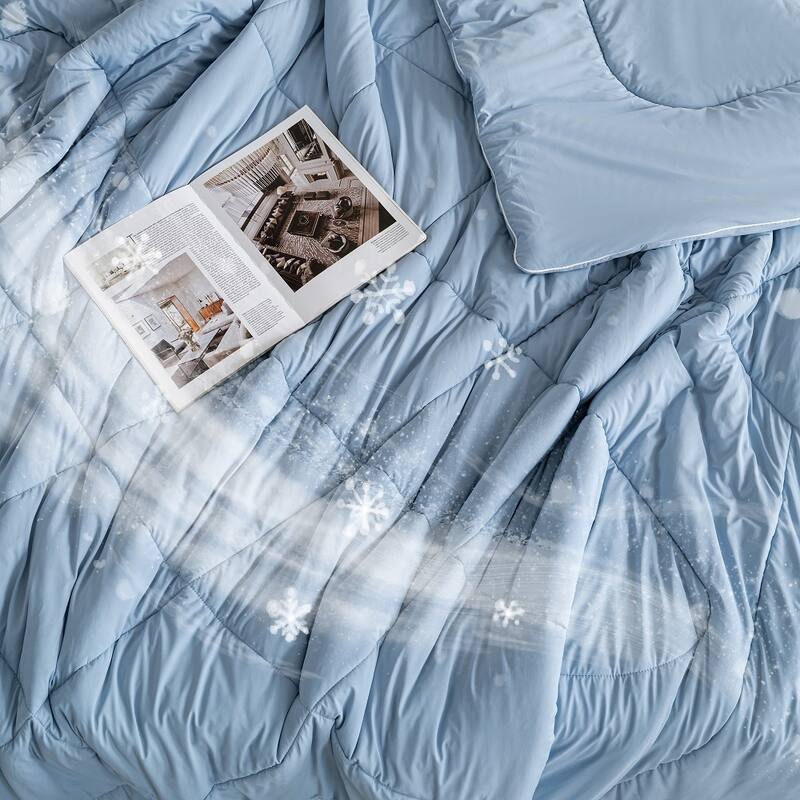 Double-Sided Cooling Comforter for Hot Sleepers
