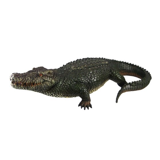 resin alligator statue