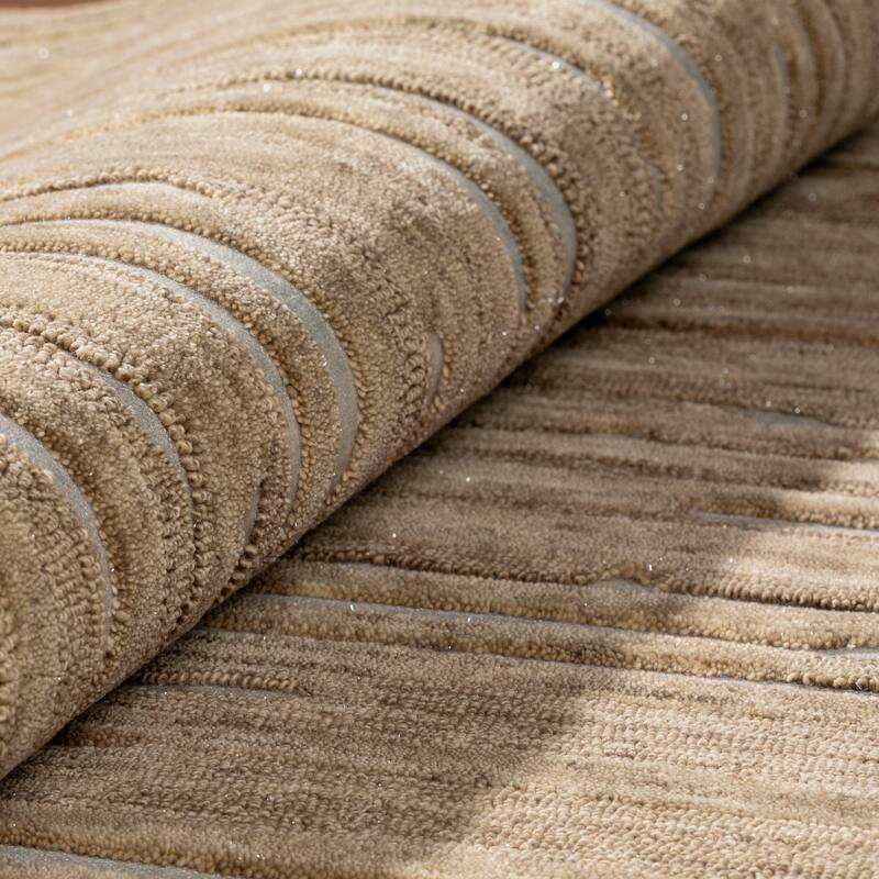 Addison Dazzle Modern Hand Spun Wool and Metallic Area Rug