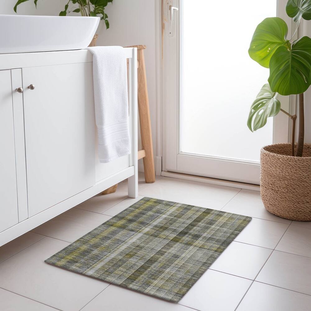 Machine Washable Indoor/ Outdoor Plaid Chantille Rug
