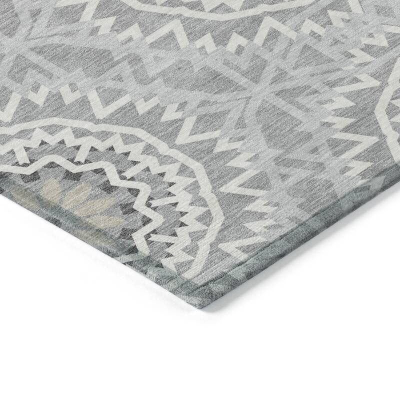 HomeRoots Floral Medallion Transitional Rectangle Outdoor Rug