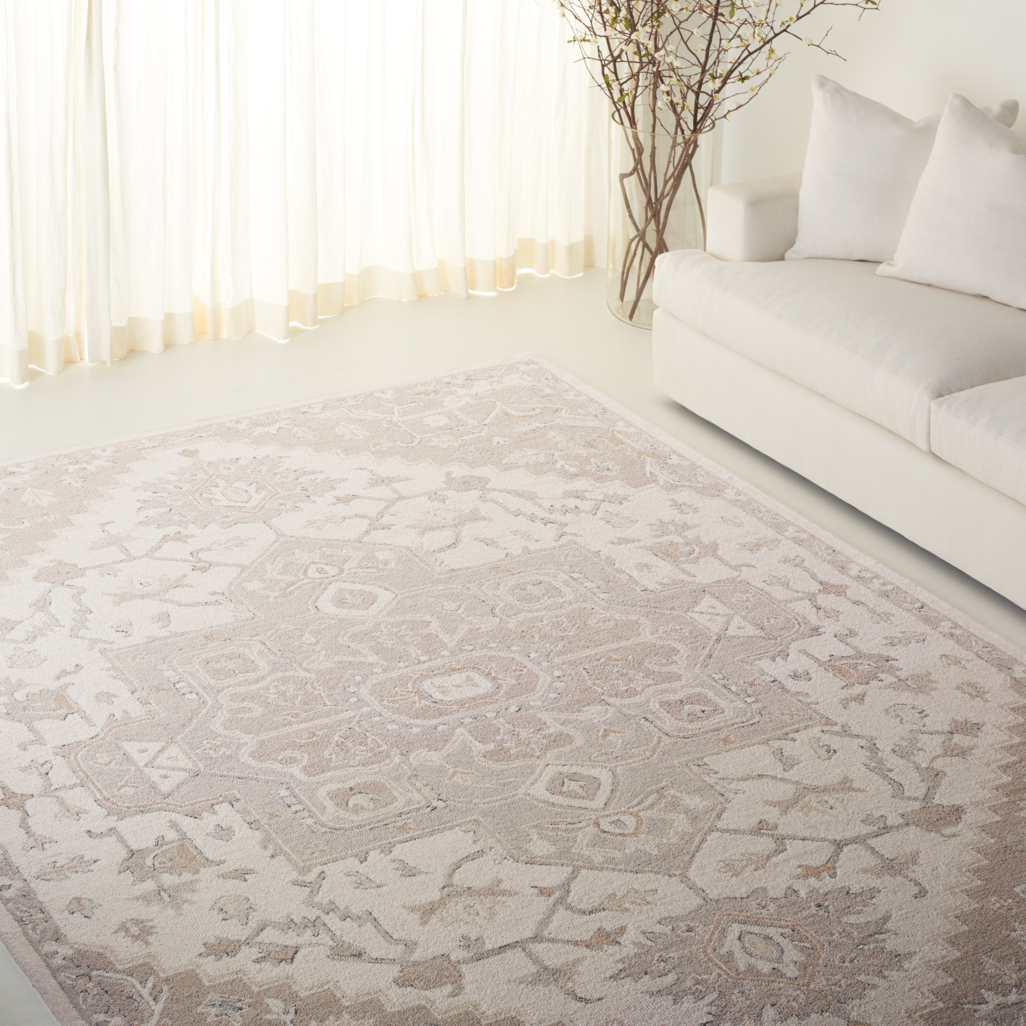 Lauren Ralph Lauren Handmade Gunlaug Oriental Medallion Wool Rug