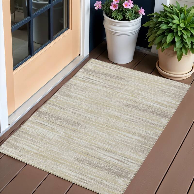 HomeRoots Striped Transitional Rectangle Outdoor Rug - 3' x 5'
