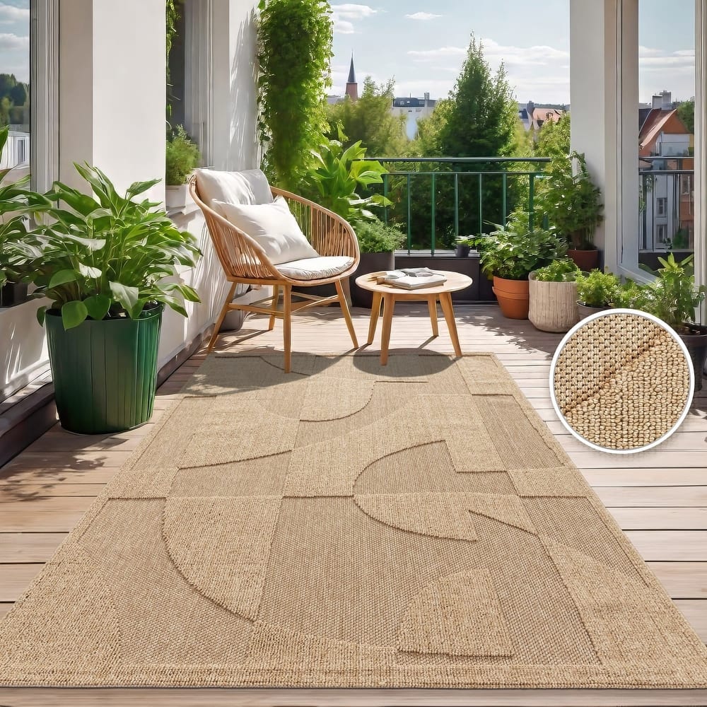 Abstract Indoor- & Outdoor Rug with Modern Geometric Pattern in Beige