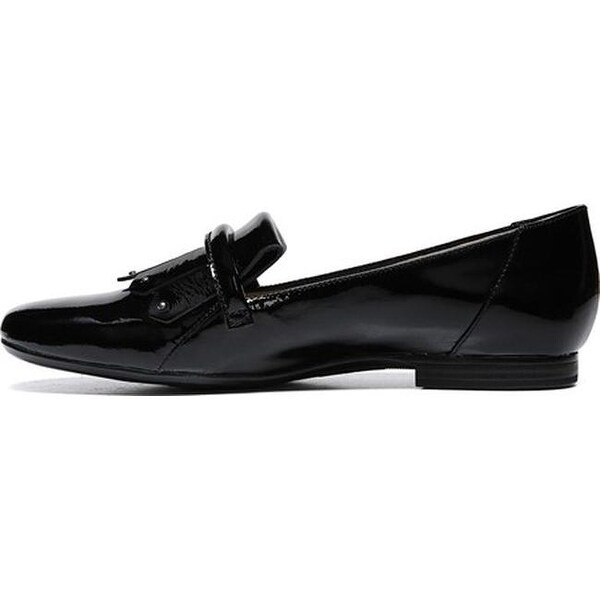 naturalizer black patent loafer