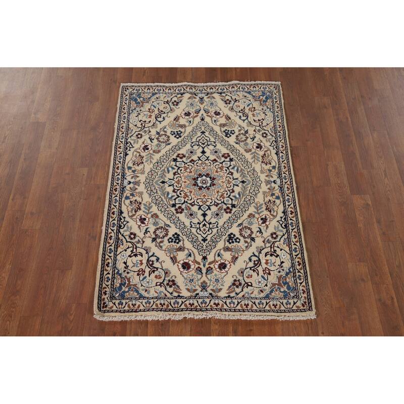 Traditional Floral Nain Foyer Rug Hand-Knotted Wool Carpet - 2'11" x 4'4"