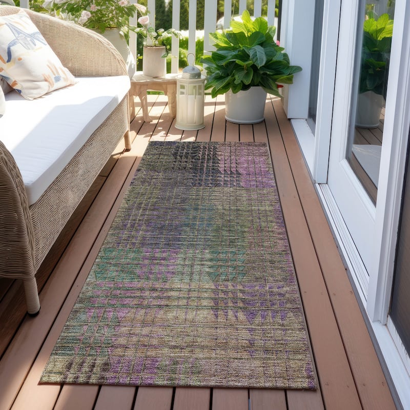 Machine Washable Indoor/ Outdoor Chantille Modern Kaleidoscope Rug - Plum - 2'3" x 7'6"