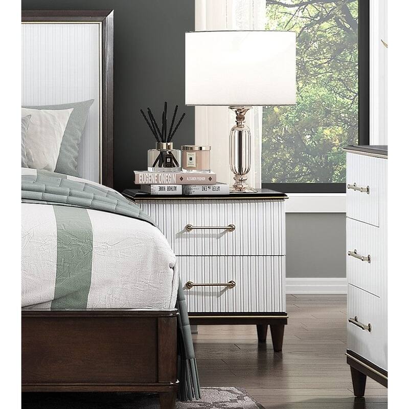 White and Cherry Finish 3pc Bedroom Set Bed Chest Nightstand