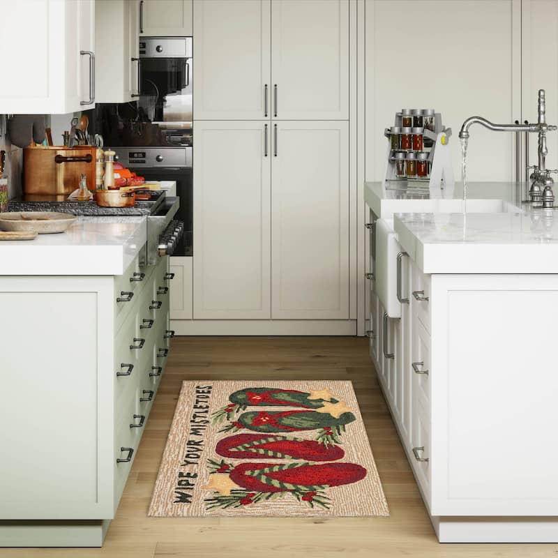 Liora Manne Frontporch Mistletoes Indoor/Outdoor Area Rug