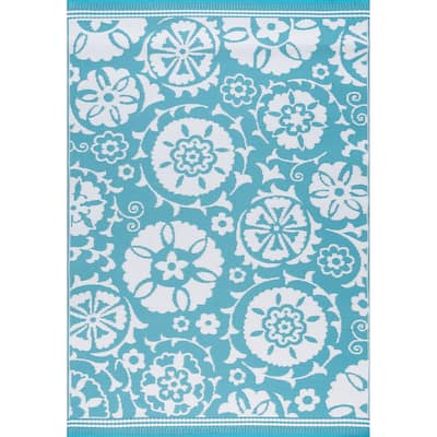 Sundown Beach Floral Indoor/Outdoor Area Rug