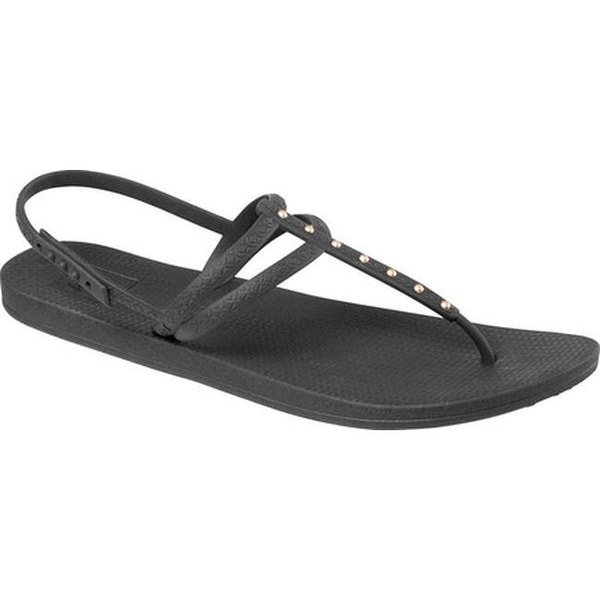 reef t strap sandals