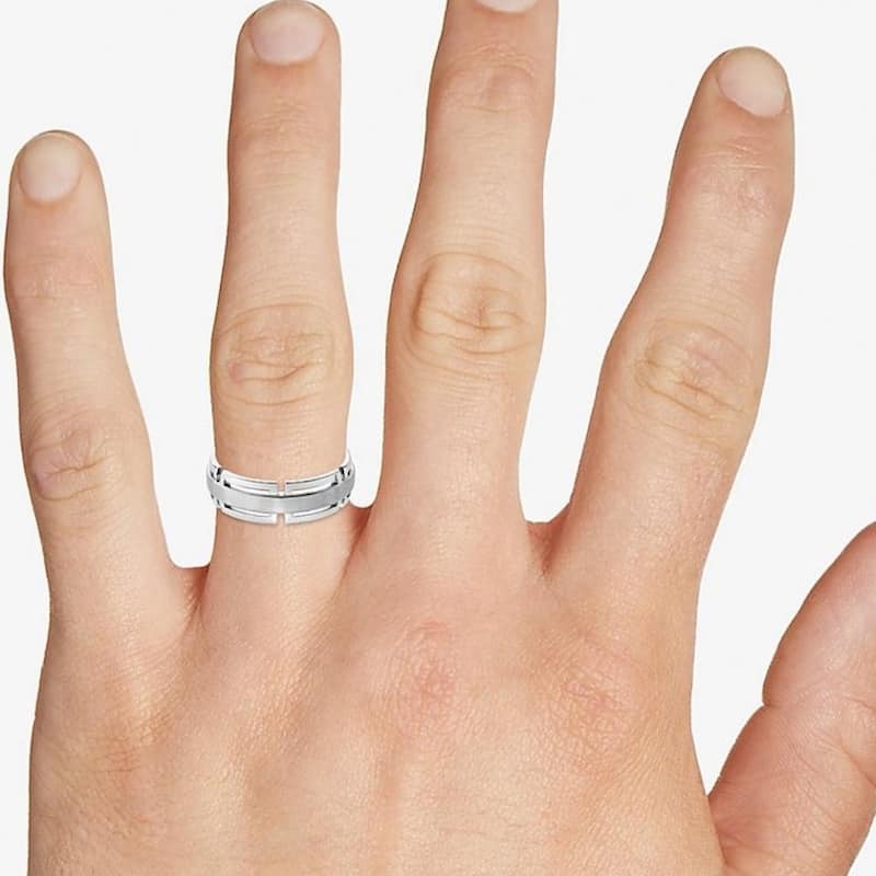 Men's 7mm Modern Link Edge Wedding Ring in White, Yellow, or Rose Gold