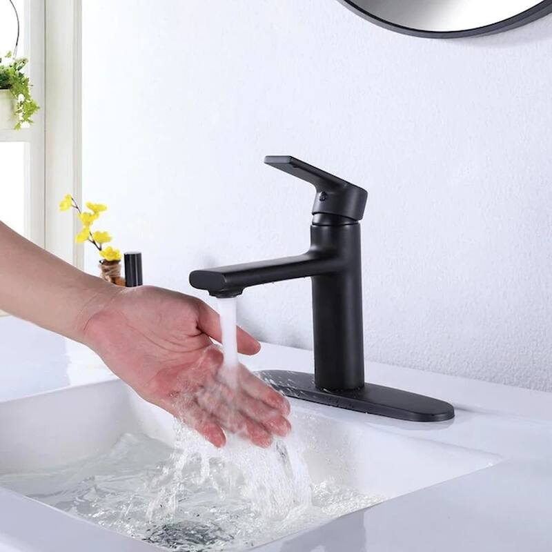 Single Handle Deck Mounted Bathroom Faucet