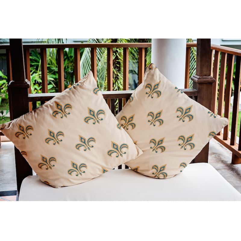 Fleur de Lis Indoor/Outdoor Throw Pillow