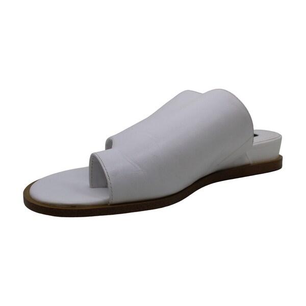 dkny daz flat sandals