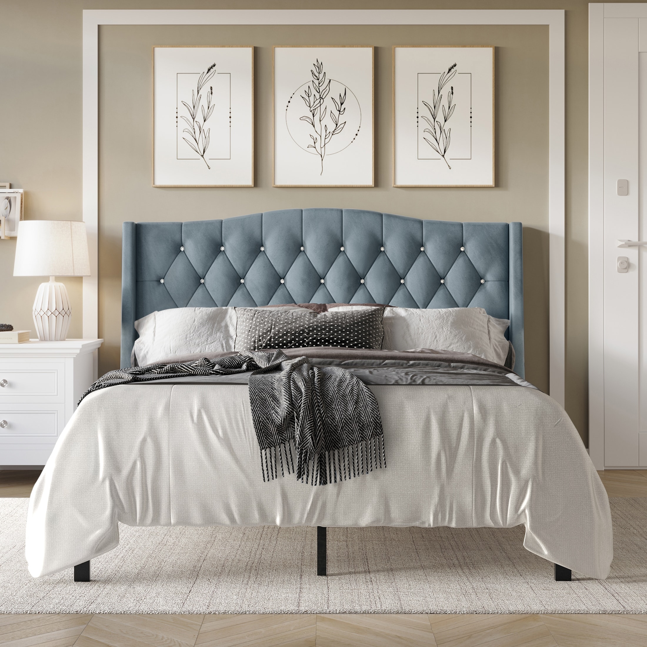 CraftPorch Glam Velvet Crystal Button Tufted Upholstered Platform Bed