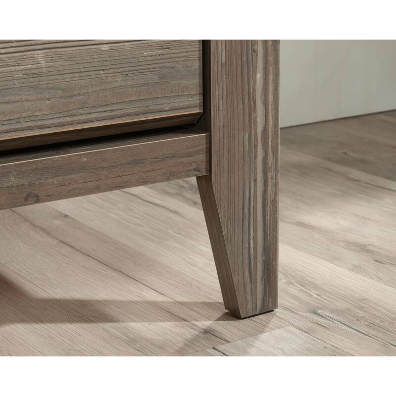Summit Station Dresser