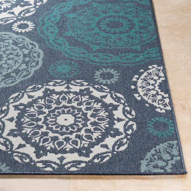 Arrigo Transitional Indoor/ Outdoor Area Rug - 8'9" Square