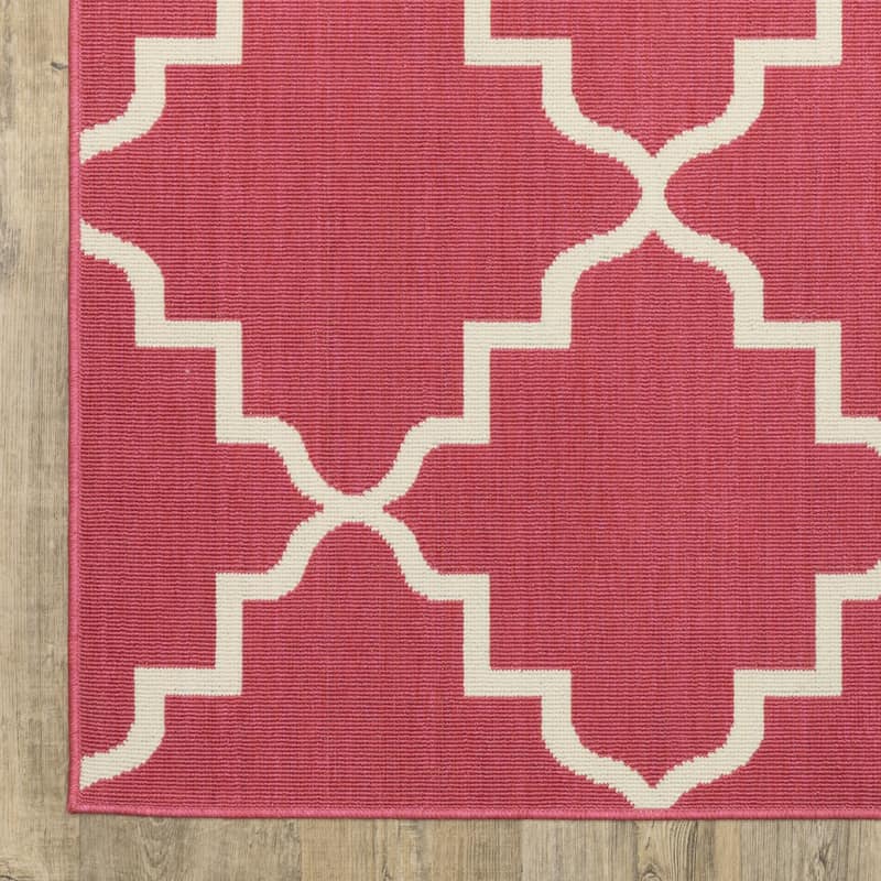 Harlowe Scalloped Lattice Pink/ Ivory Area Rug
