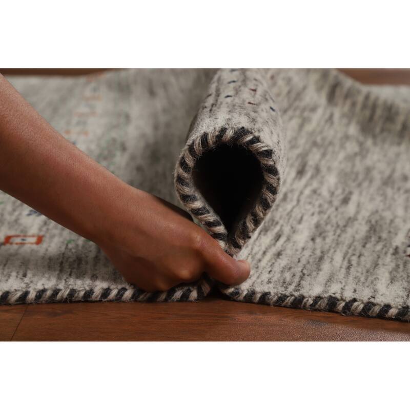 Hand Knotted Oriental 100% Wool Carpet Tribal Animal Pictorial Beige & Ivories Gabbeh Area Rug - 5' 11'' X 4' 1''