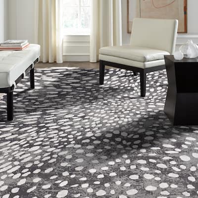 N Natori Serengeti Charcoal Spotted Area Rug