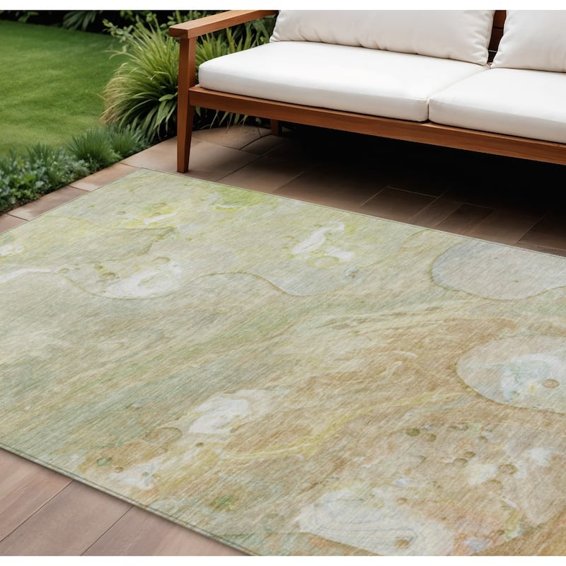 HomeRoots Abstract Transitional Rectangle Outdoor Rug - 10' X 14'