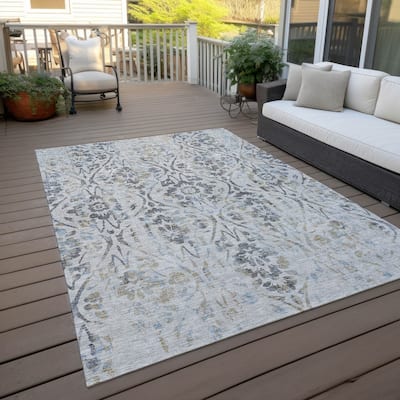 Machine Washable Indoor/ Outdoor Chantille Distressed Traditional Rug