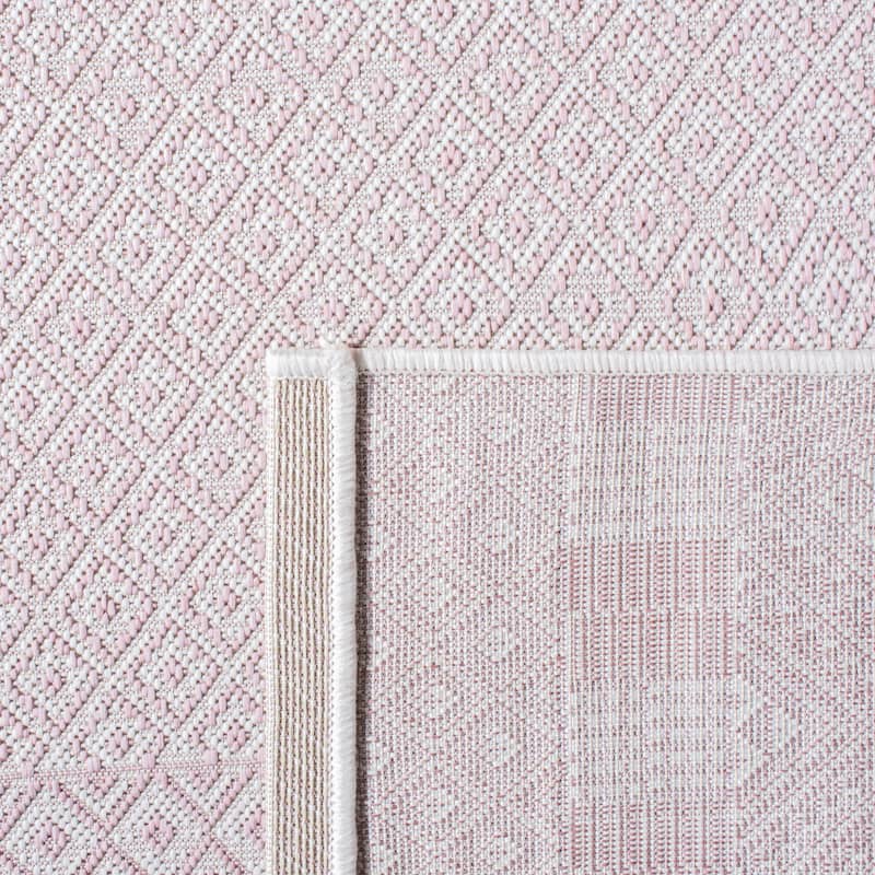 SAFAVIEH Courtyard Terezija Indoor/ Outdoor Waterproof Patio Backyard Rug