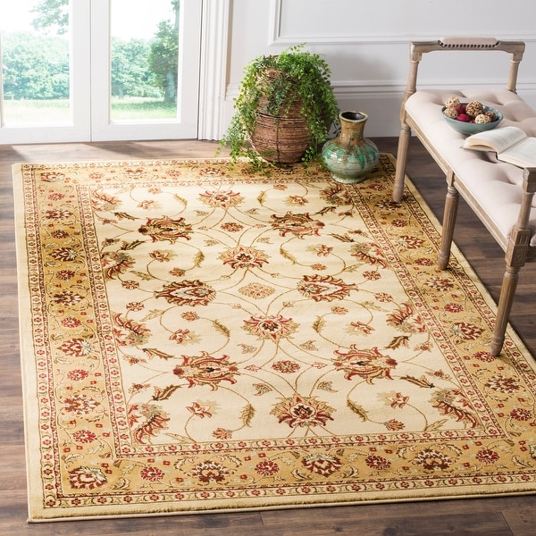 Safavieh Lyndhurst Ophely Traditional Oriental Rug
