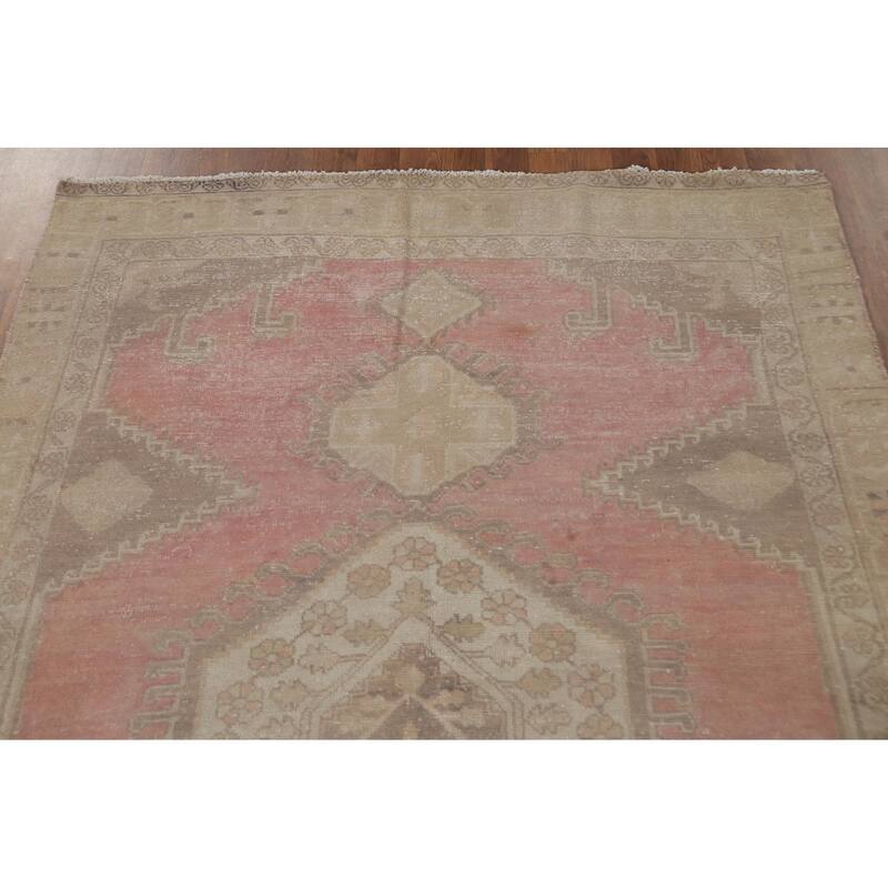 Pink Viss Persian Vintage Area Rug Handmade Wool Carpet - 4'8" x 7'4"