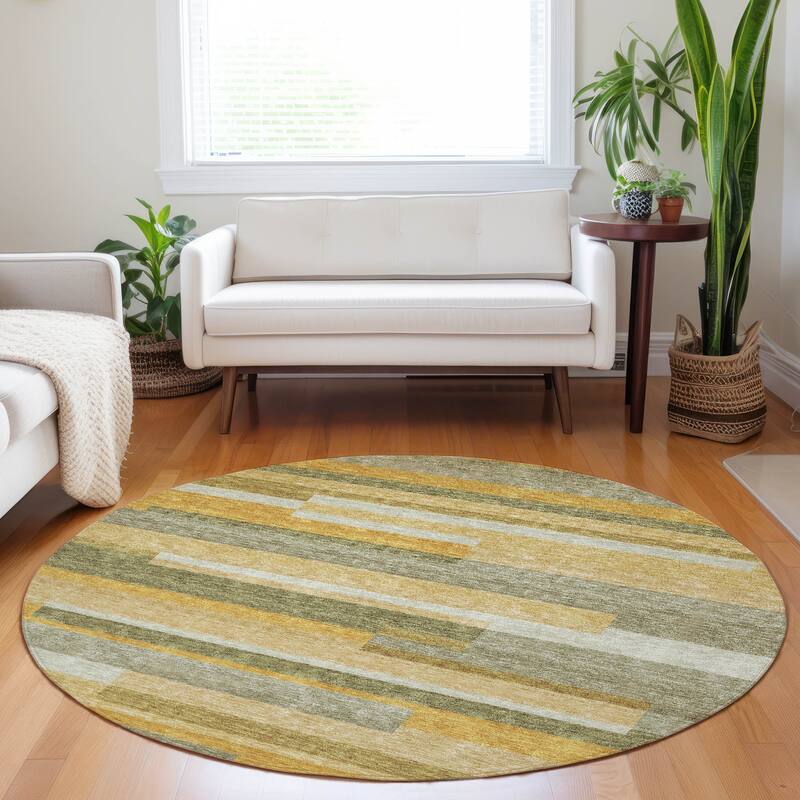 Machine Washable Indoor/ Outdoor Modern Stripes Chantille Rug