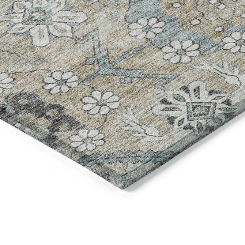 Machine Washable Indoor/ Outdoor Chantille Tribal Garden Rug