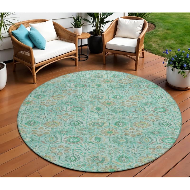 HomeRoots Floral Transitional Rectangle Outdoor Rug - 8' Round