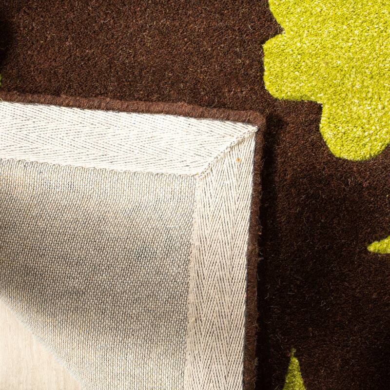 SAFAVIEH Handmade Soho Chelsey Floral N.Z. Wool Rug