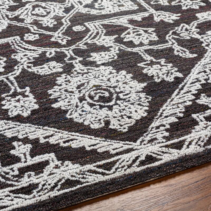 Hernandez Country Area Rug
