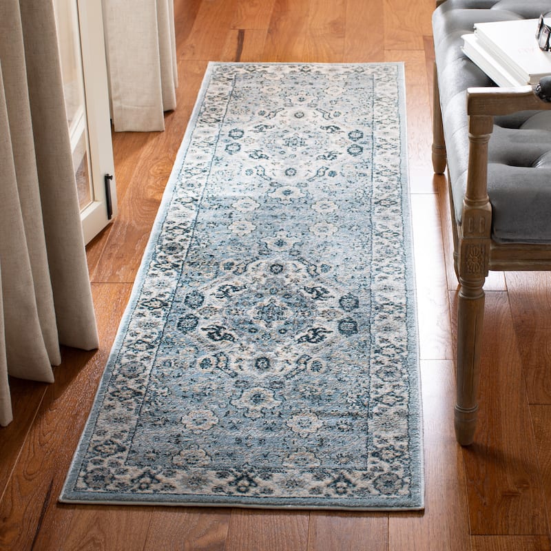 SAFAVIEH Isabella Minola Traditional Oriental Rug - 2'2" x  8' - Blue/Creme - Runner