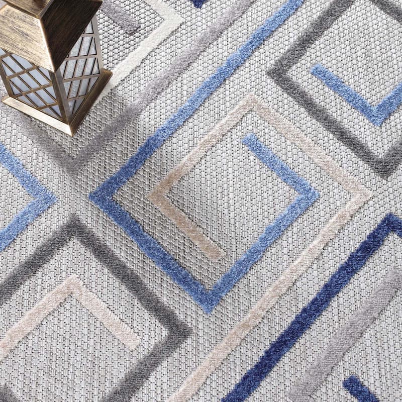 Superior Ares Modern Geometric Diamond Indoor Outdoor Area Rug