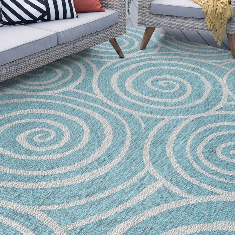 Colonnade Transitional Geometric Indoor/Outdoor Area Rug